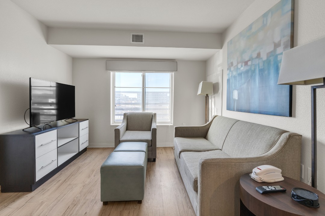 2 Bedrooms · Signature layout