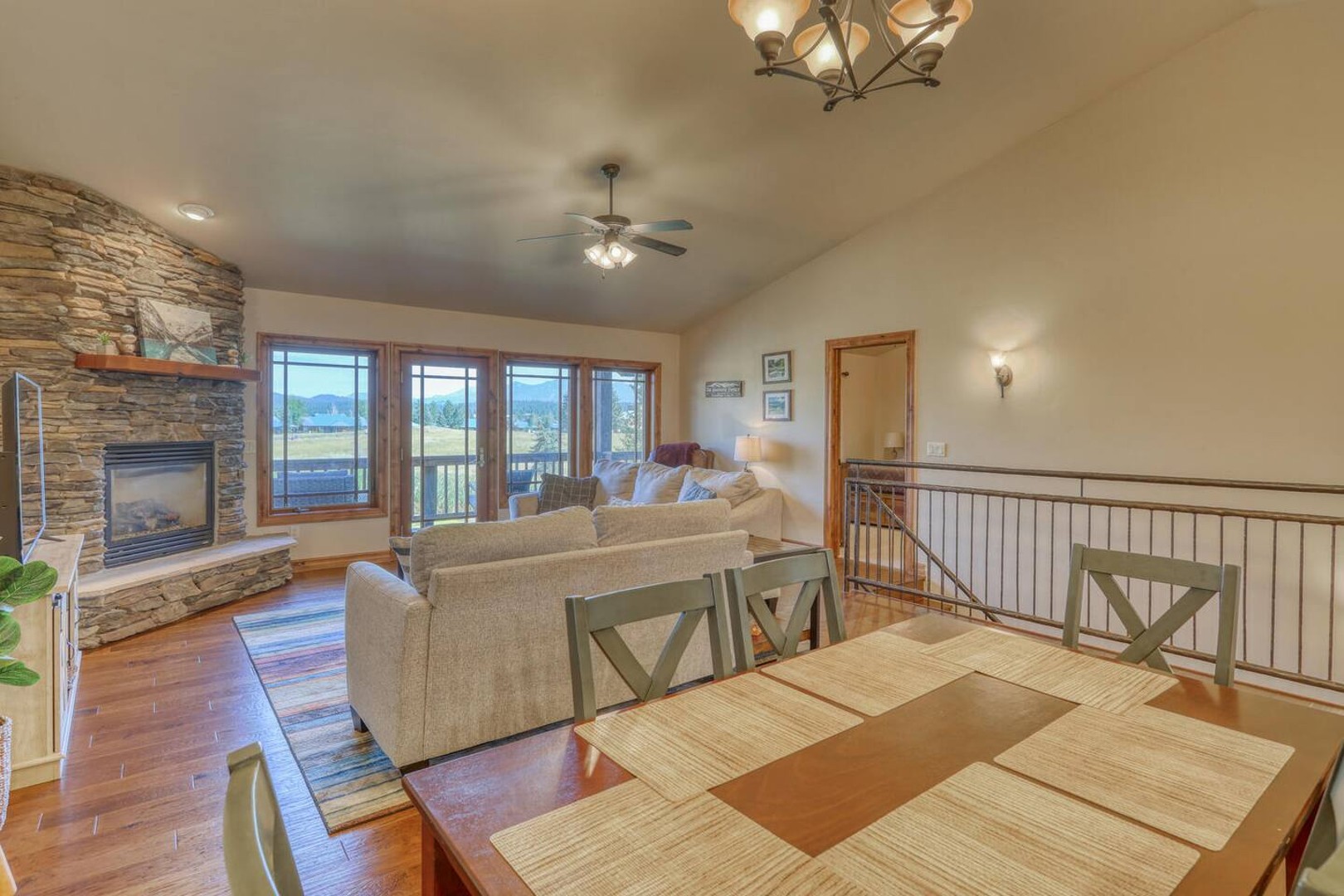 Pet-Friendly Pagosa Peak Luxury Home