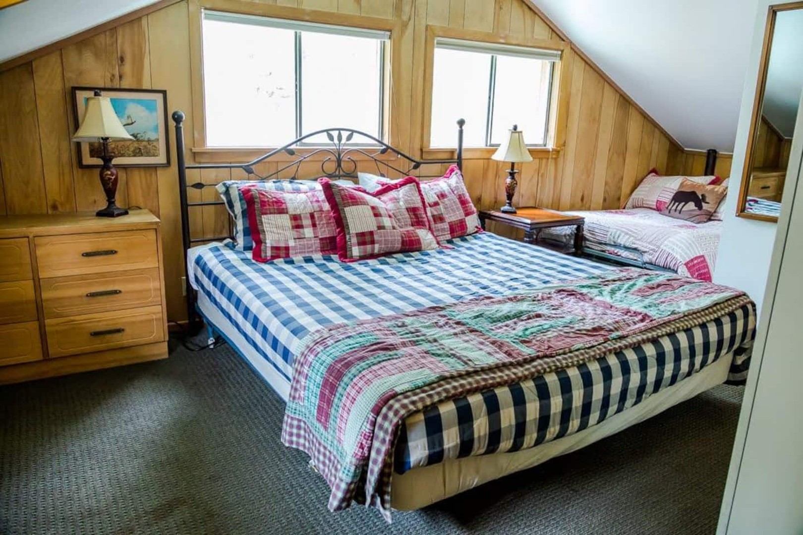 Mammoth Creek Cabin — photo 18