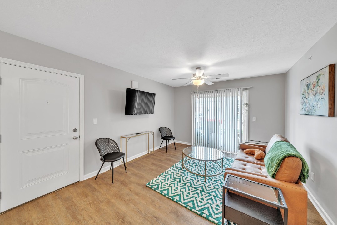Stonecrest 717, · Unit 2/2