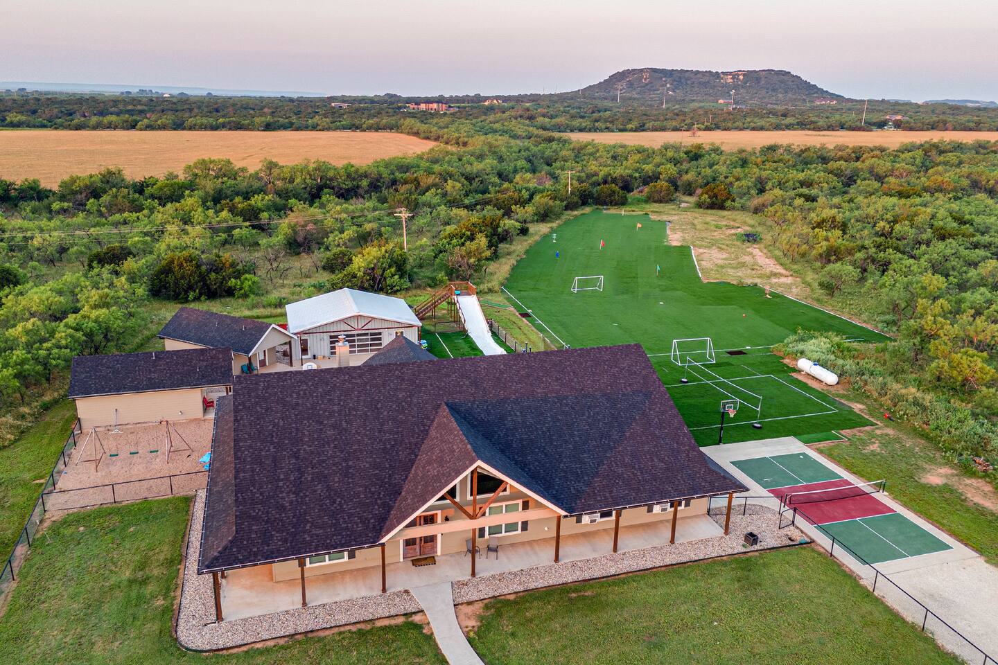 Retreat Abilene | A Retreat DFW Experience — Ovalo, TX — vacation rental