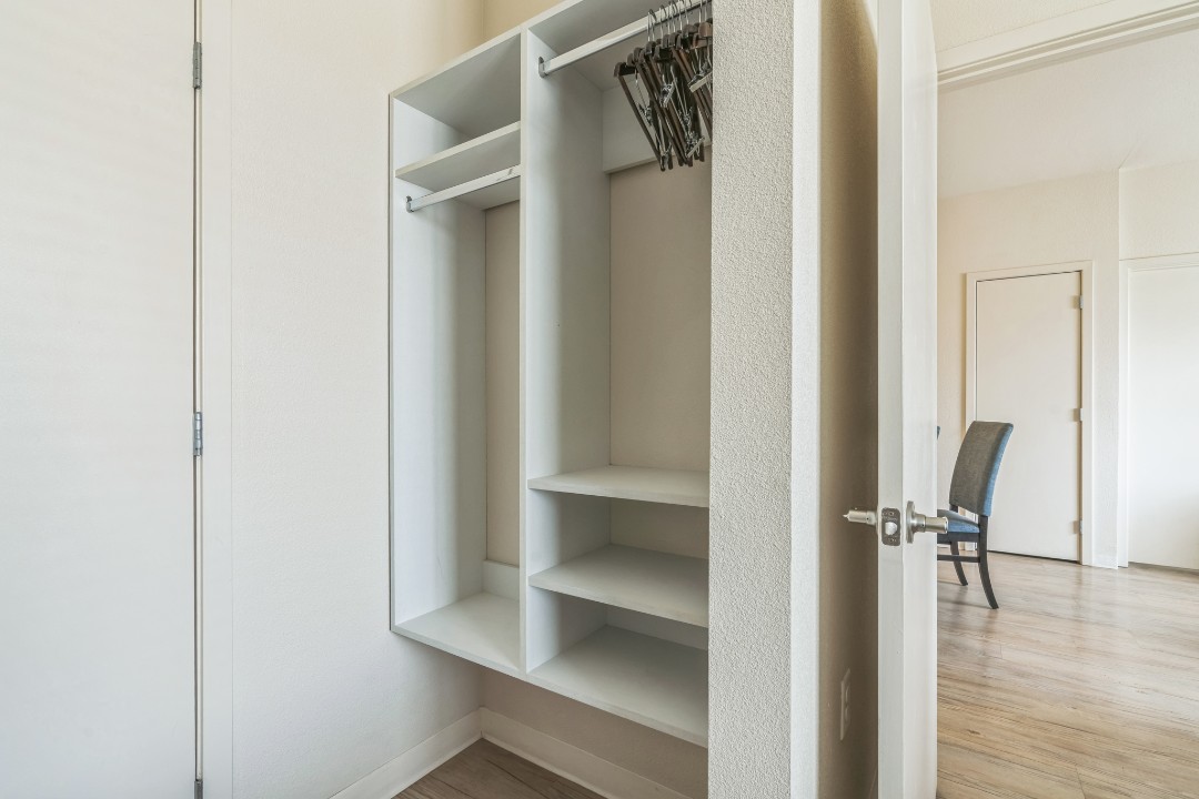Simplicity At the Rim · Unit 1104  2/2