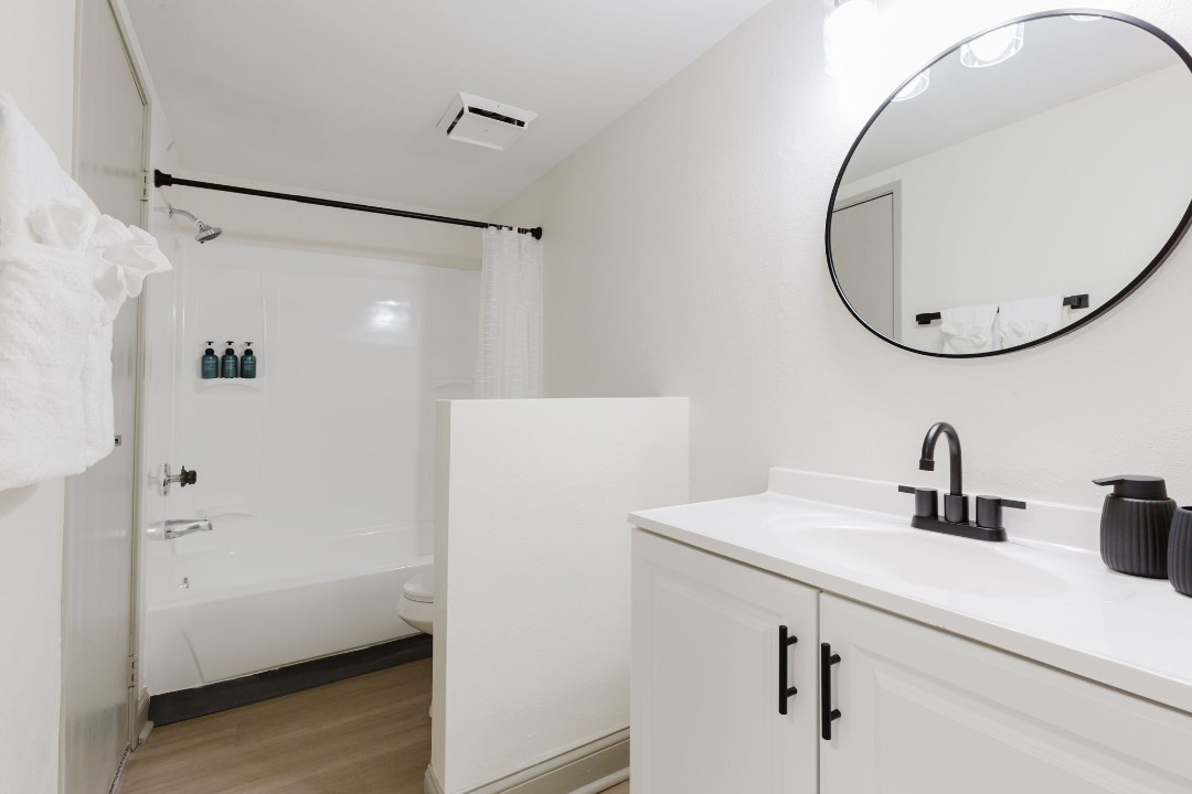 Rosehill Pointe · Unit 185 1/1