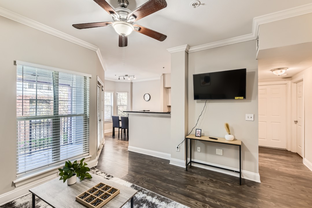 Crest at Midtown · Unit 1112 1/1