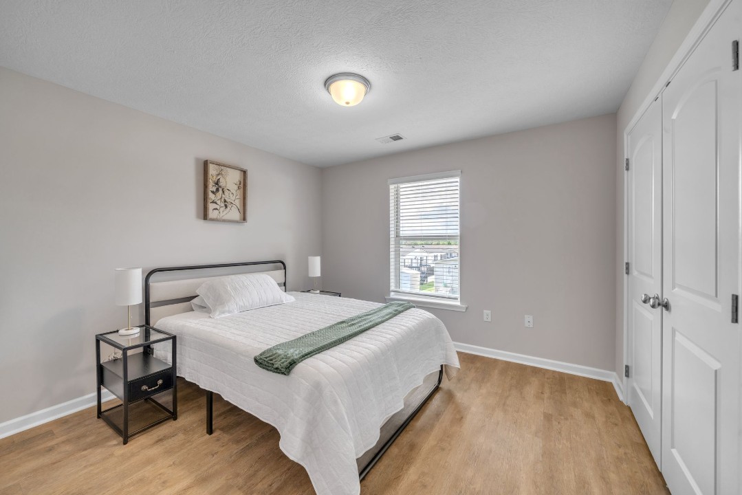 Stonecrest 716, · Unit 2/2