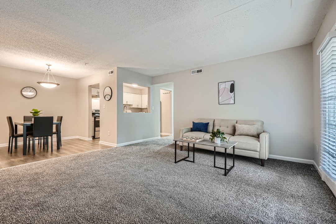 Crest at East Cobb 1812B · Unit 2/2