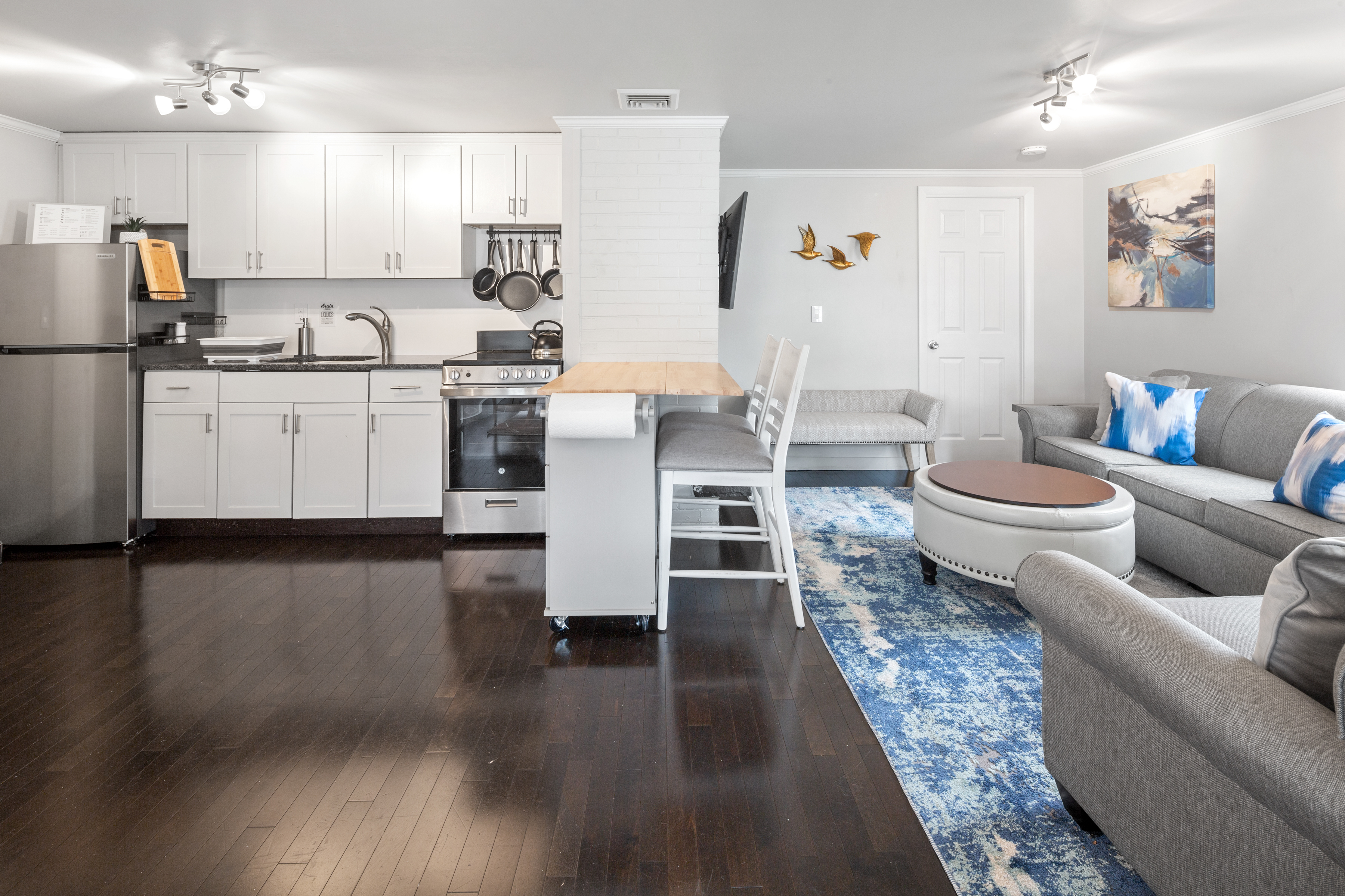 Cape Cod Beach Cottage - Unit A - Photo 9 of 34