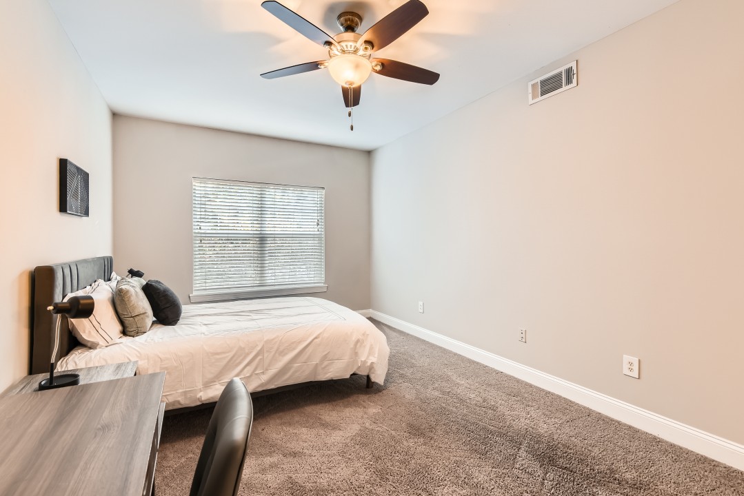 Crest at Midtown · Unit 4221 1/1