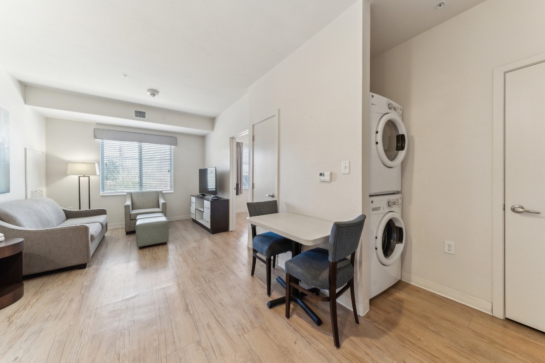 Simplicity At the Rim · Unit 1108  1/1
