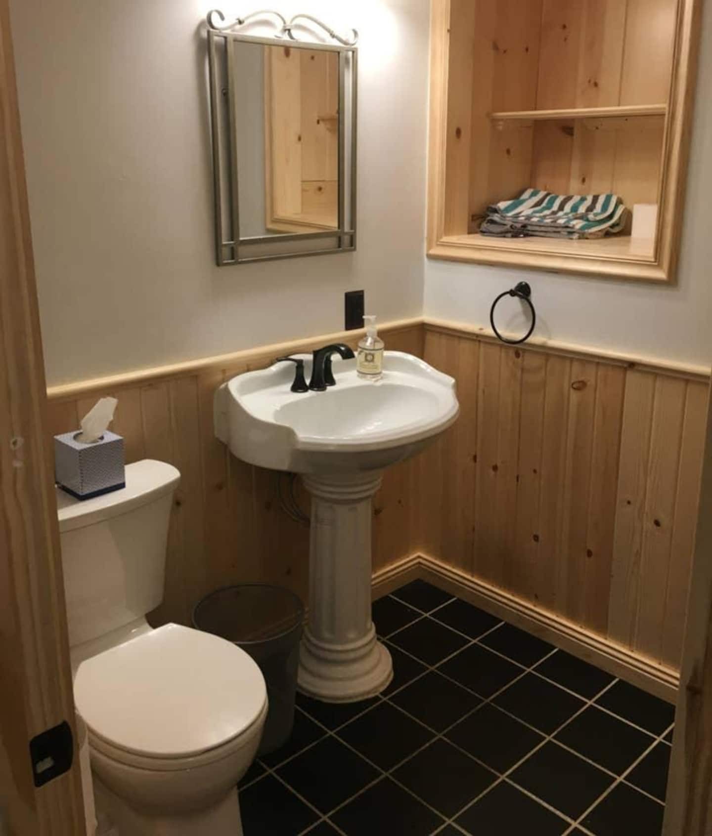 Second master bathroom