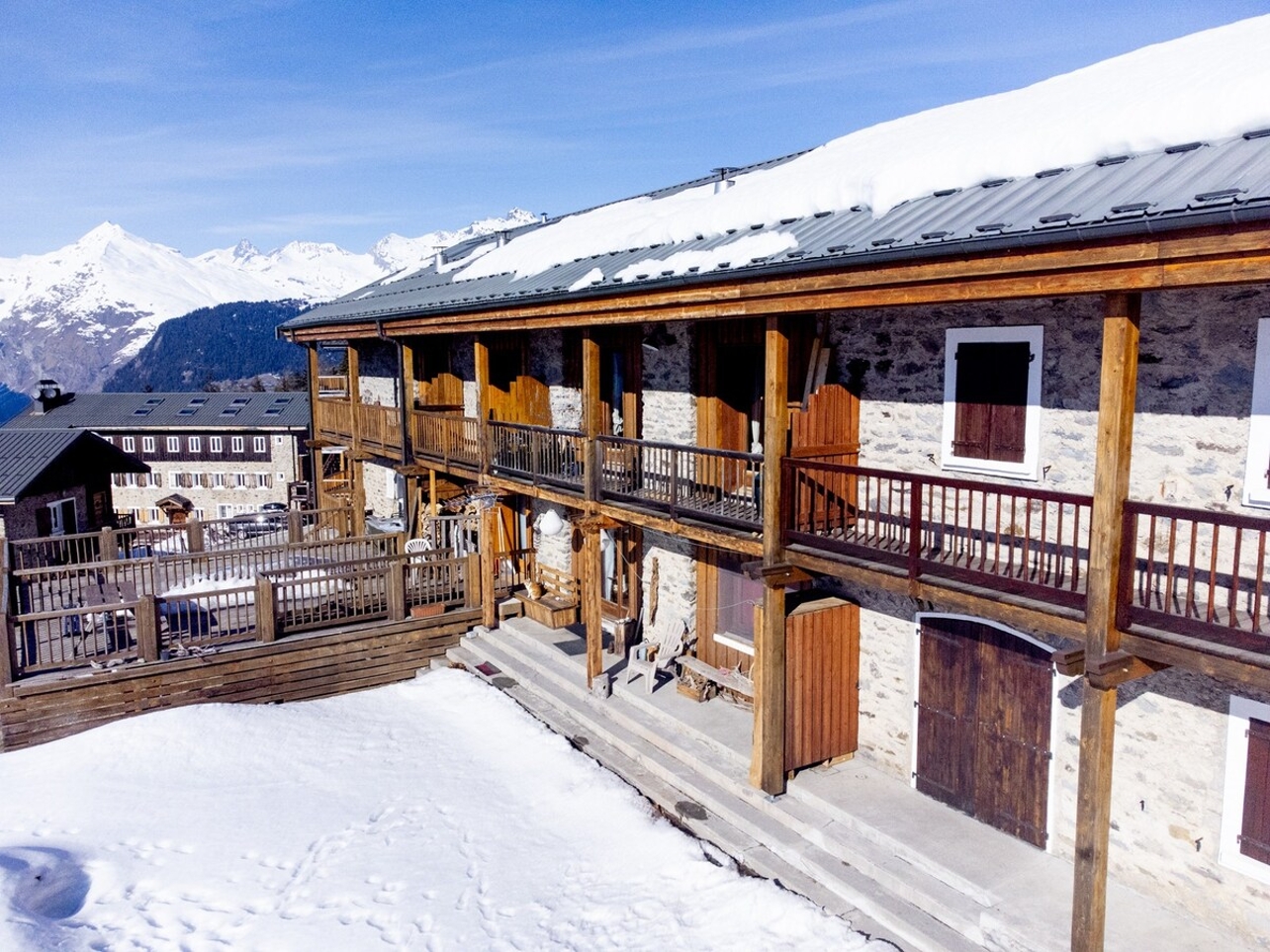 Chalet apt. Les Deux Têtes, Arc1600, ski in/out — Arc 1600, Les Arcs, Auvergne-Rhône-Alpes — vacation rental