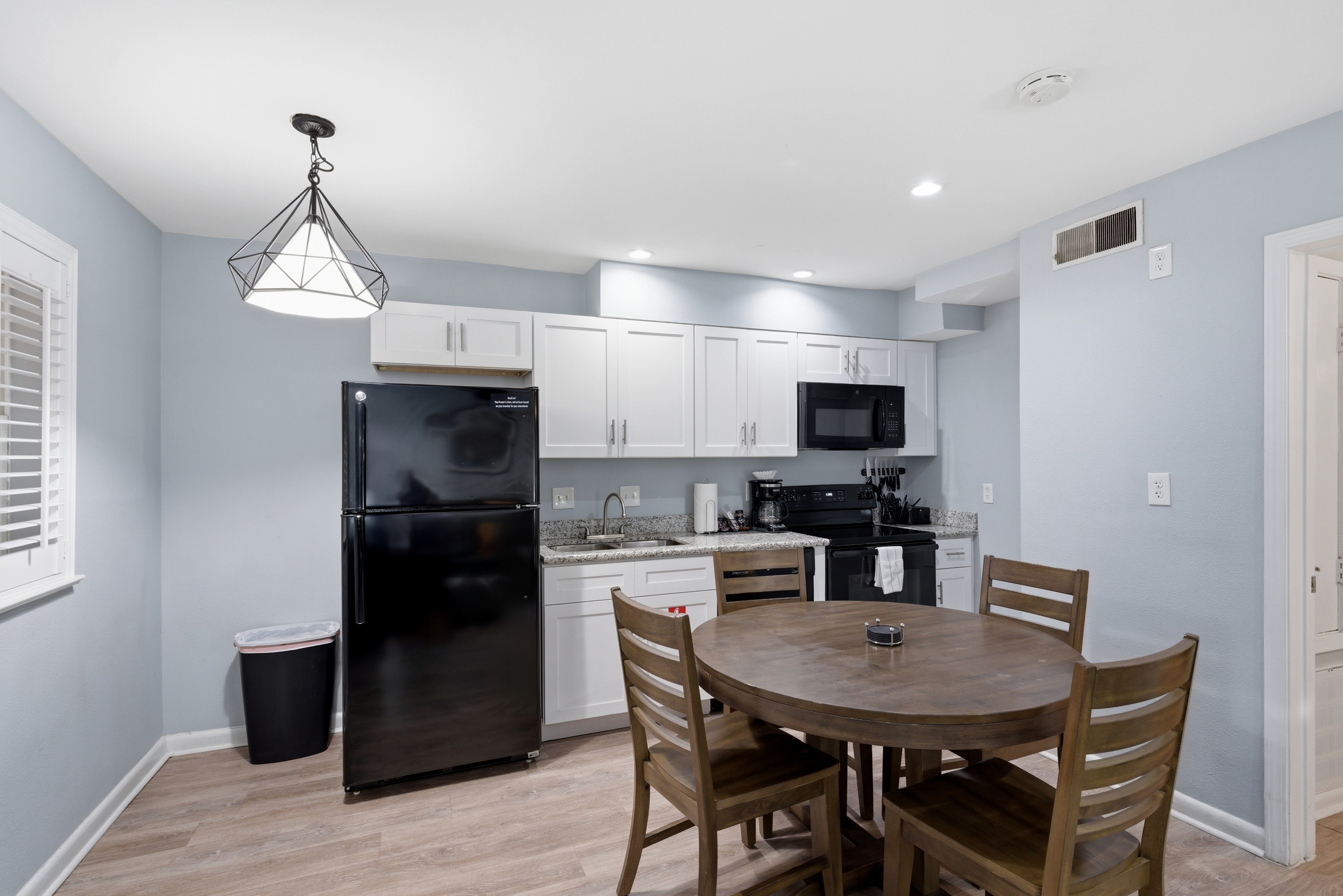 Fully equipped space for easy cooking