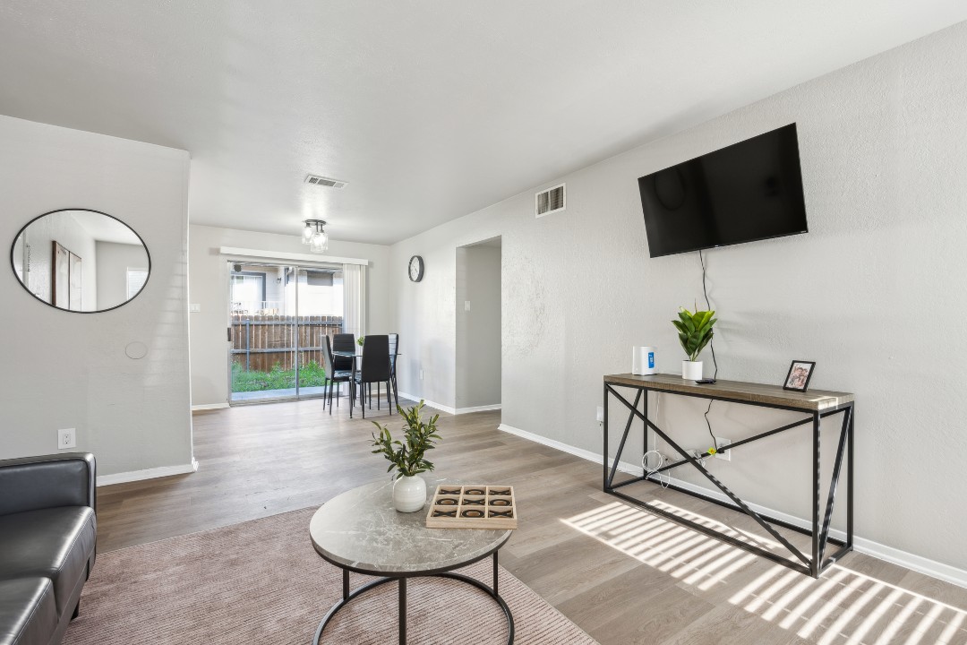 The Chandler · Unit 1111 2/2