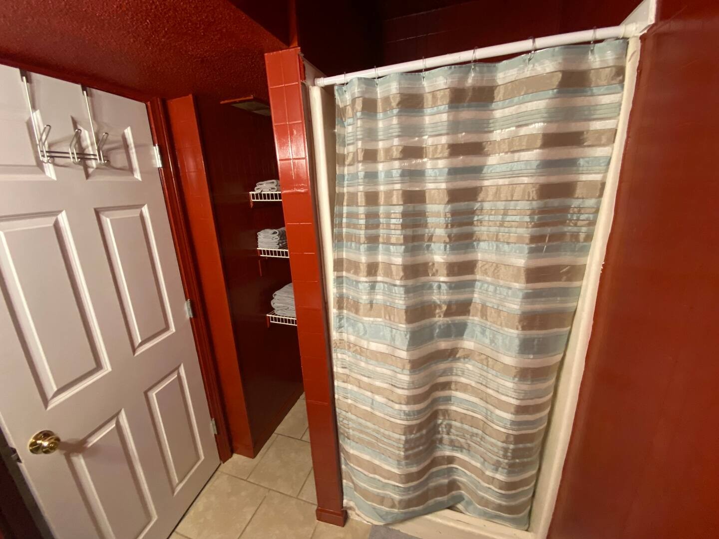 Bathroom alt