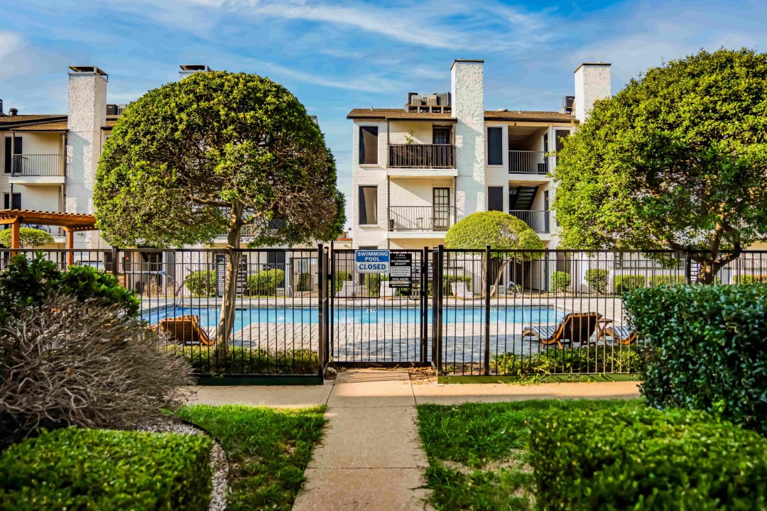 The Charlie · Unit 4149 1/1