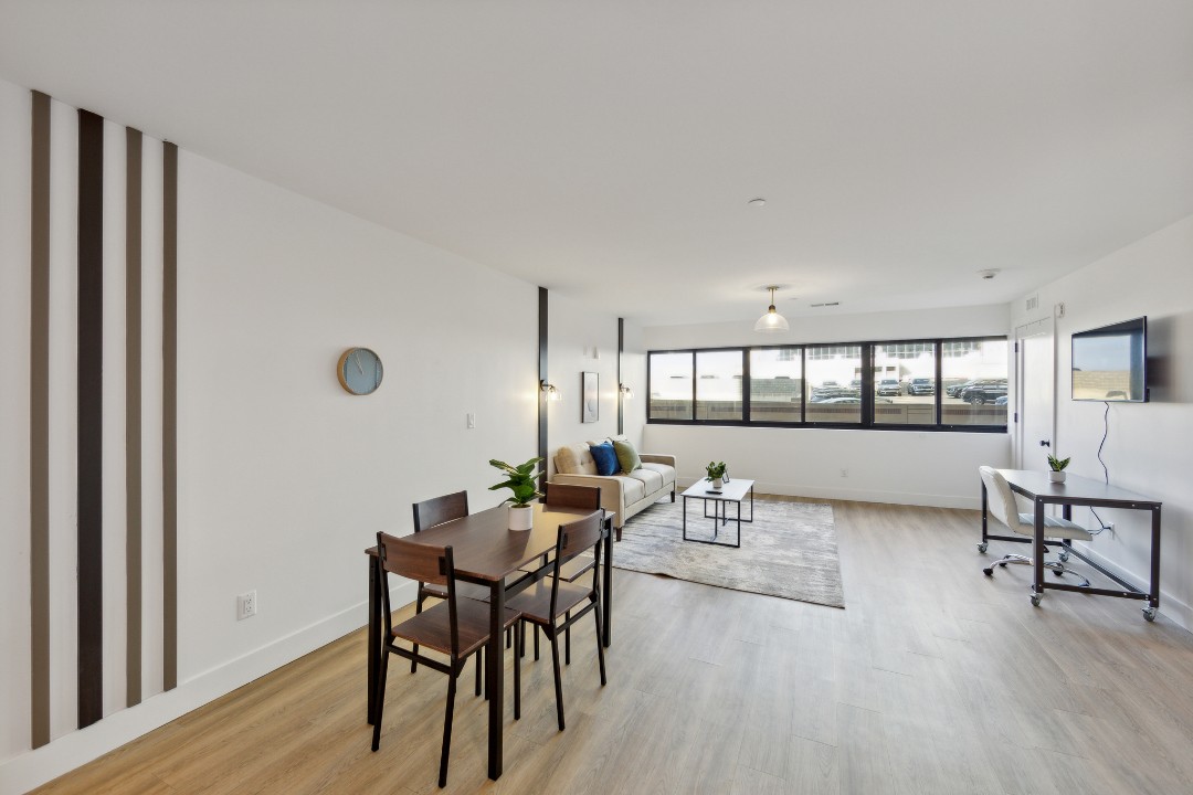 Market View Residence · Unit 505 1/1