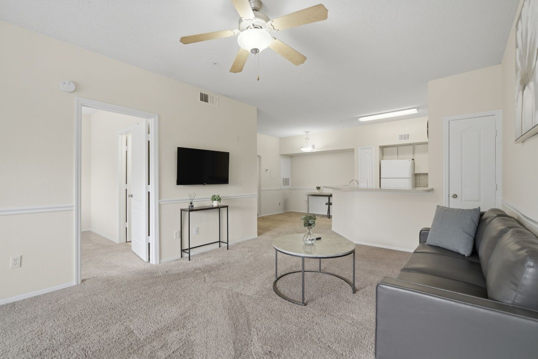 Avenue · Unit at Winter Springs 23-309 1/1