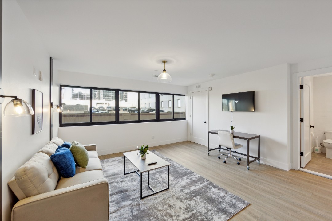 Market View Residence · Unit 505 1/1