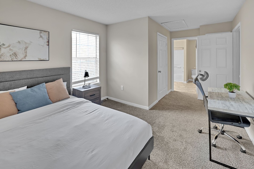 The Avenues of Lakeshore · Unit 2608 2/1