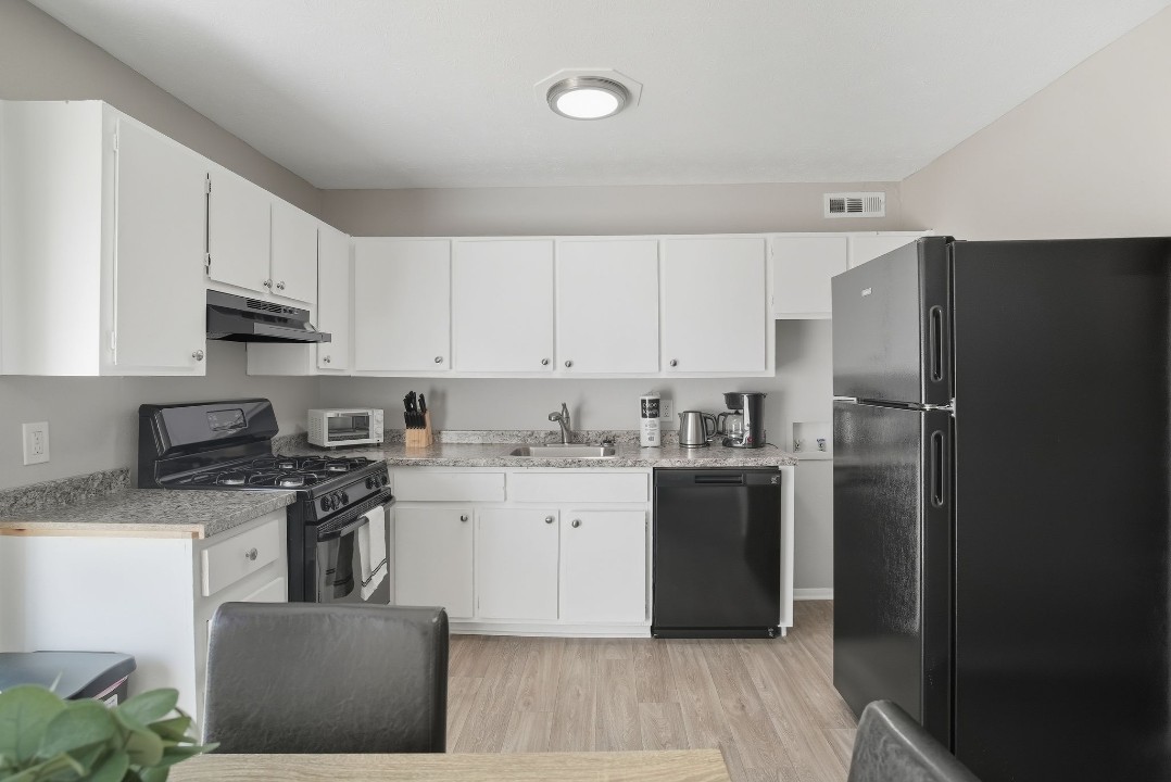 Wyndham Hills · Unit F4