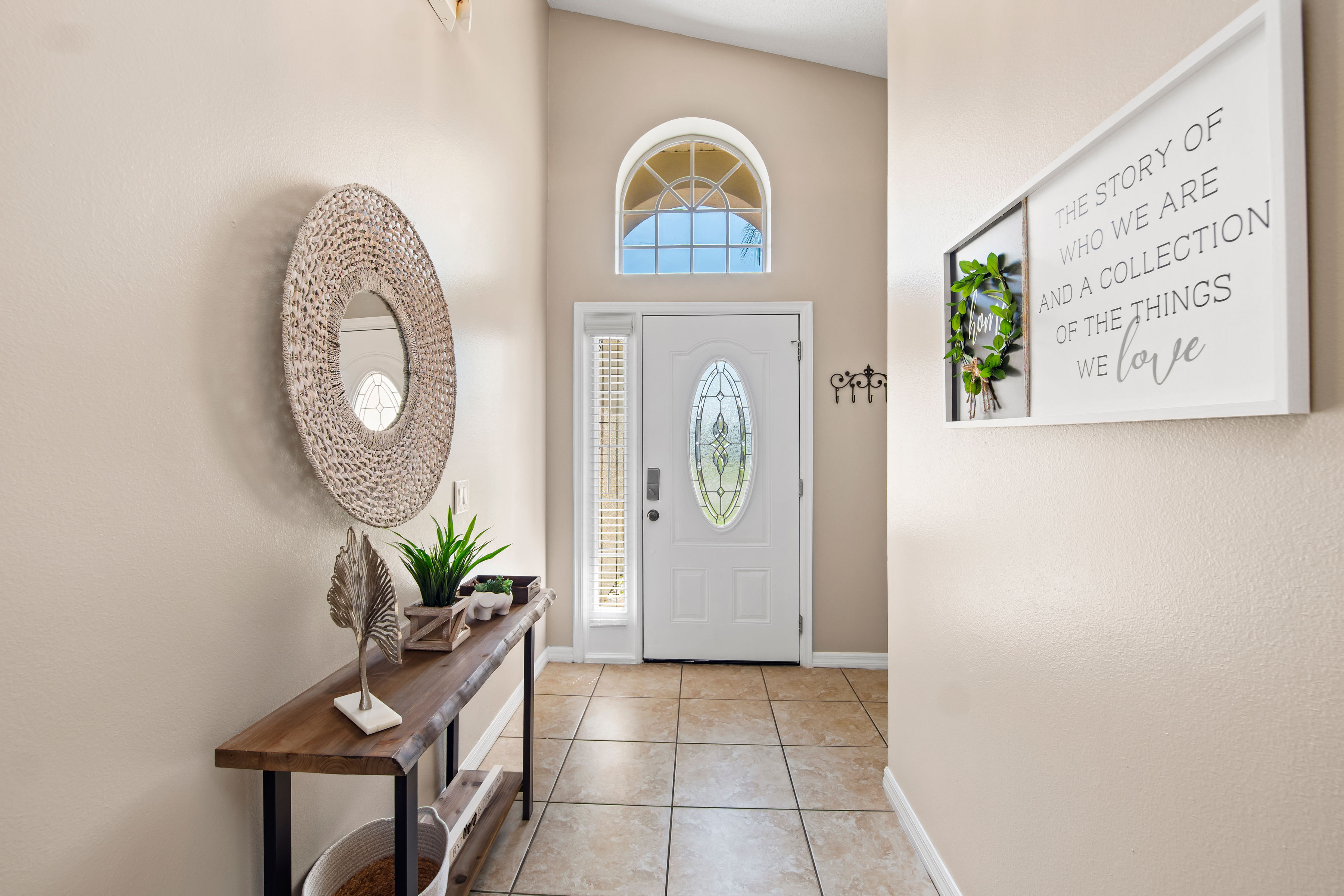 KG 5 Sunny Lake View Home photo 4