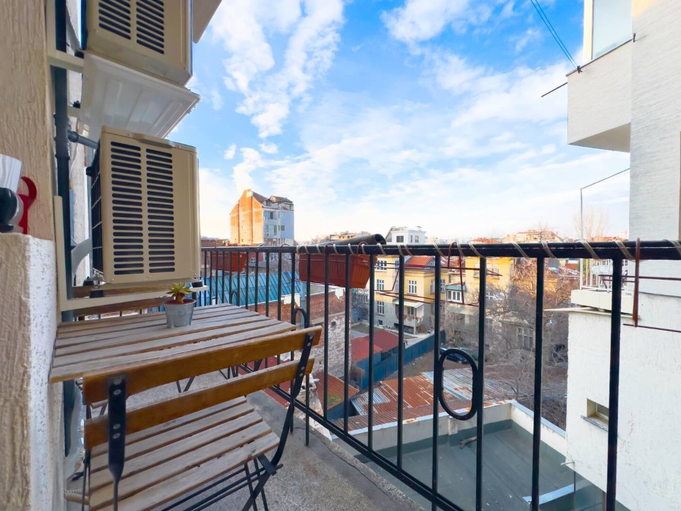 Property thumbnail 6