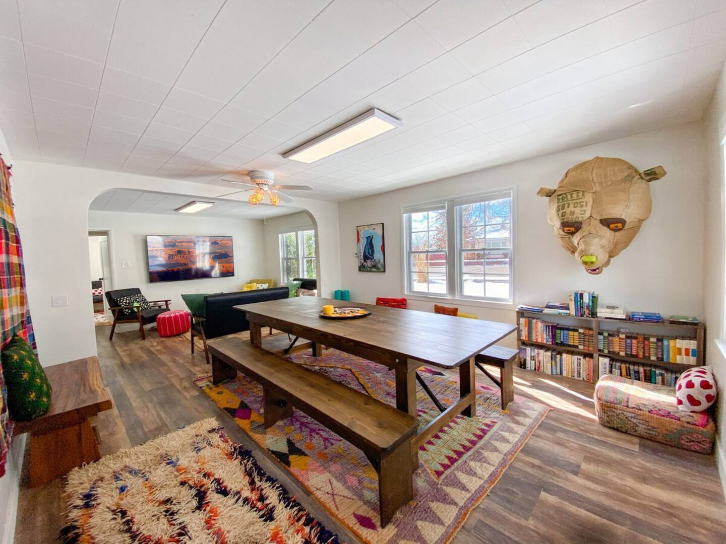 Colorful BIG Bear Home 5br 2ba-Epic Art! photo 5