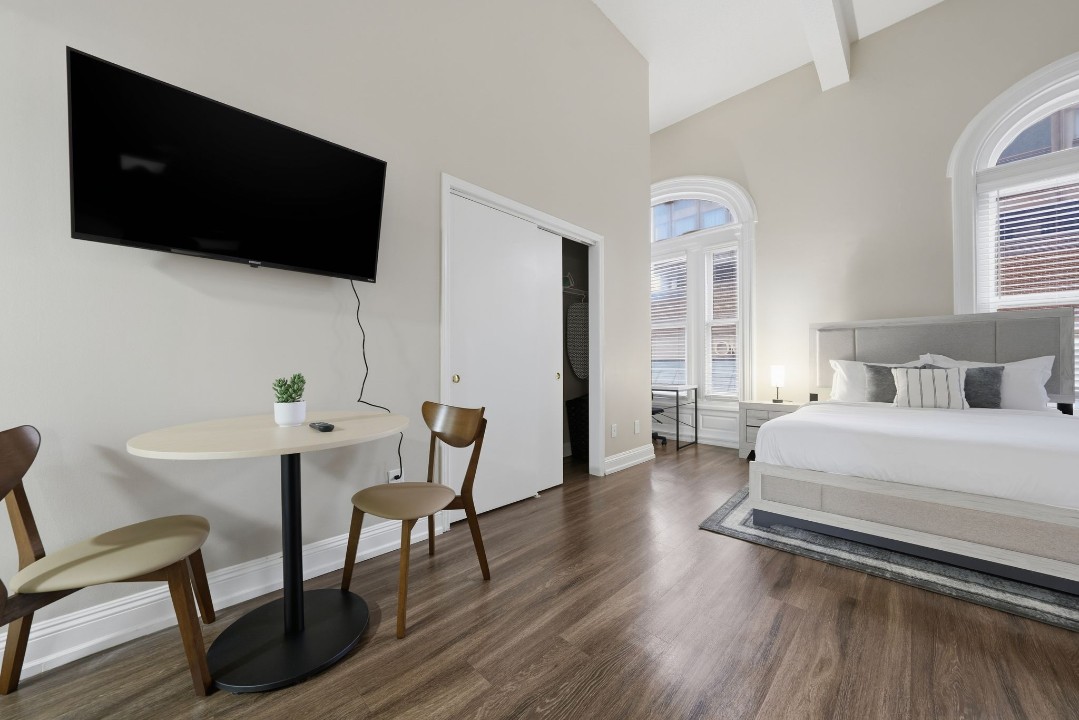 The Liberty Building 209 Studio