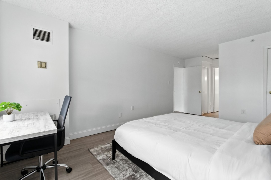 Legacy at Imperial Village · Unit 214 2/2