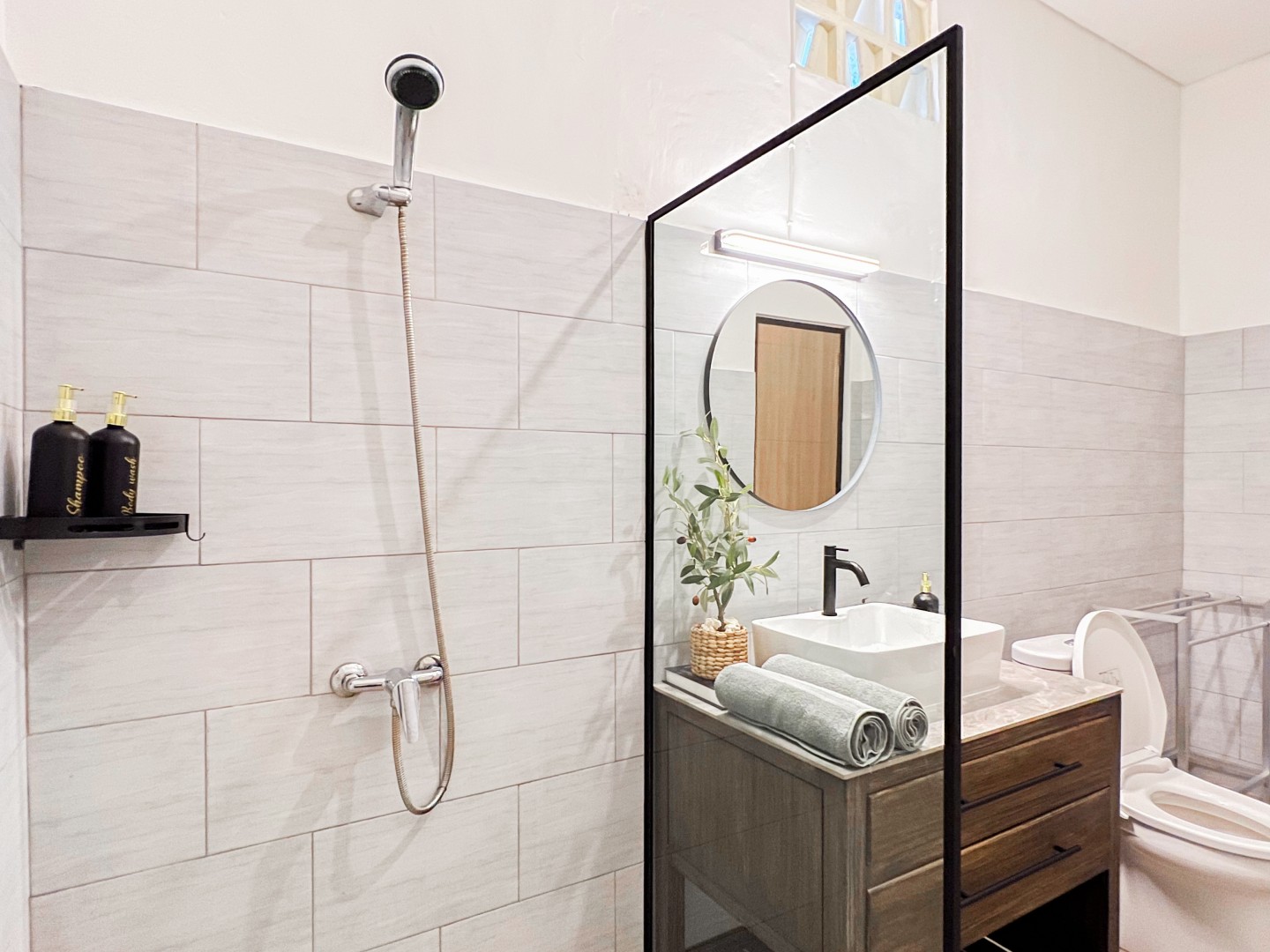 Island Boy Guesthouse – Kayu Tulang (First Floor) — photo 13