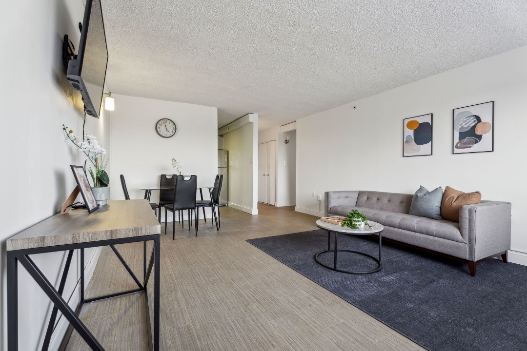 Legacy at Imperial Village · Unit 915 1/1