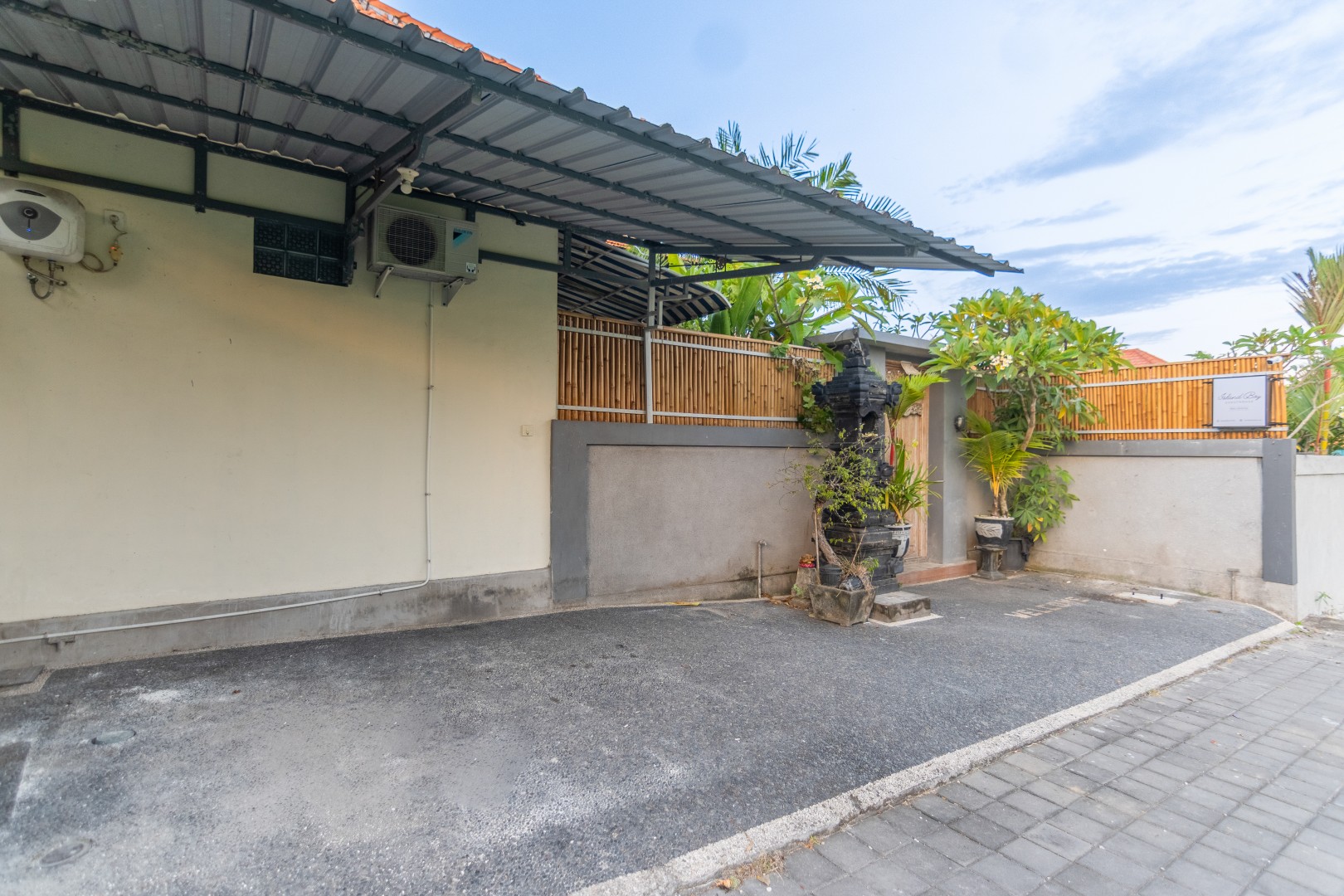 Island Boy Guesthouse – Batu Bolong (First Floor) — photo 23