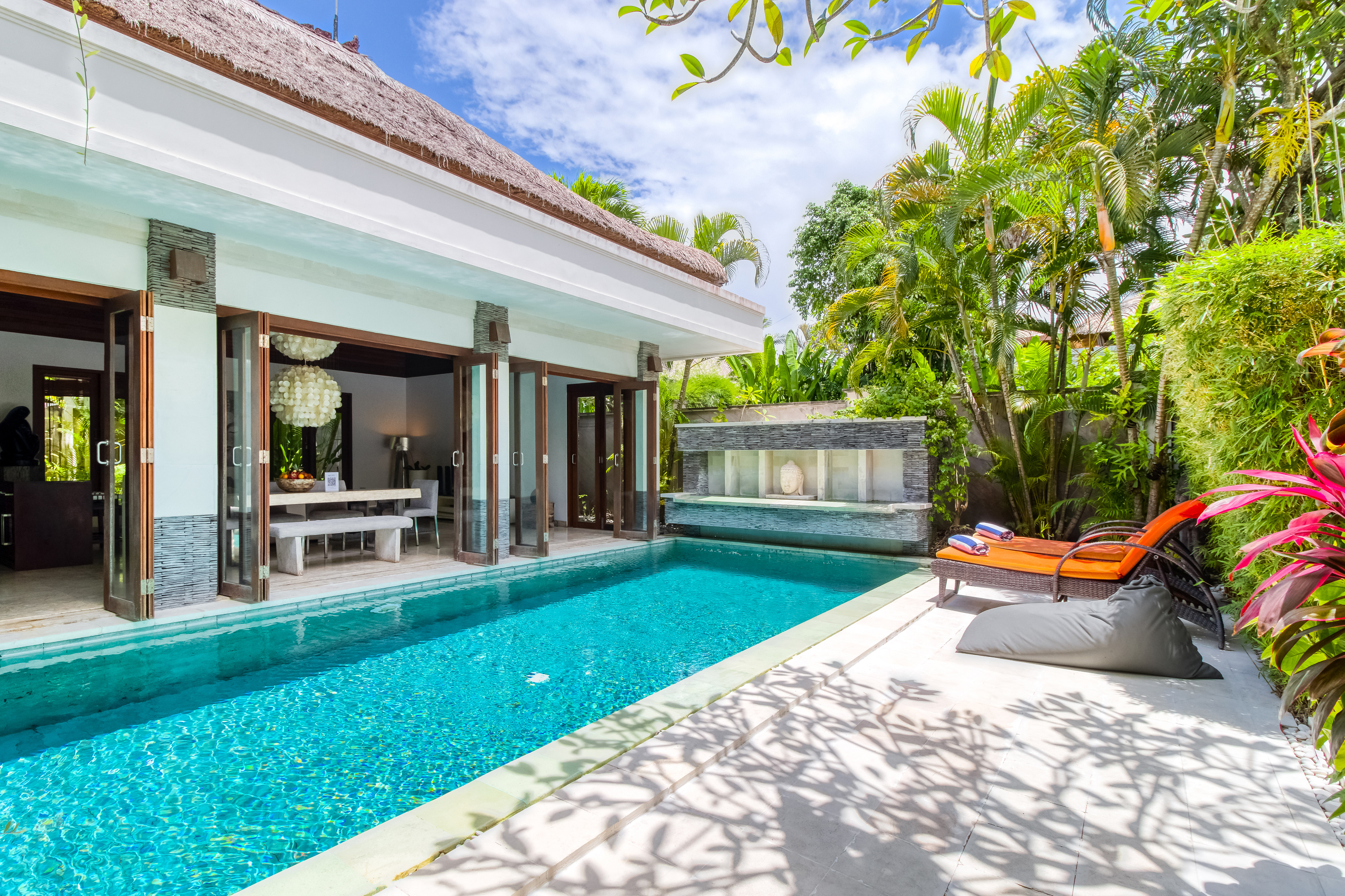 Menari · Gorgeous 3 Bed, 3 Bath, 24 Security
