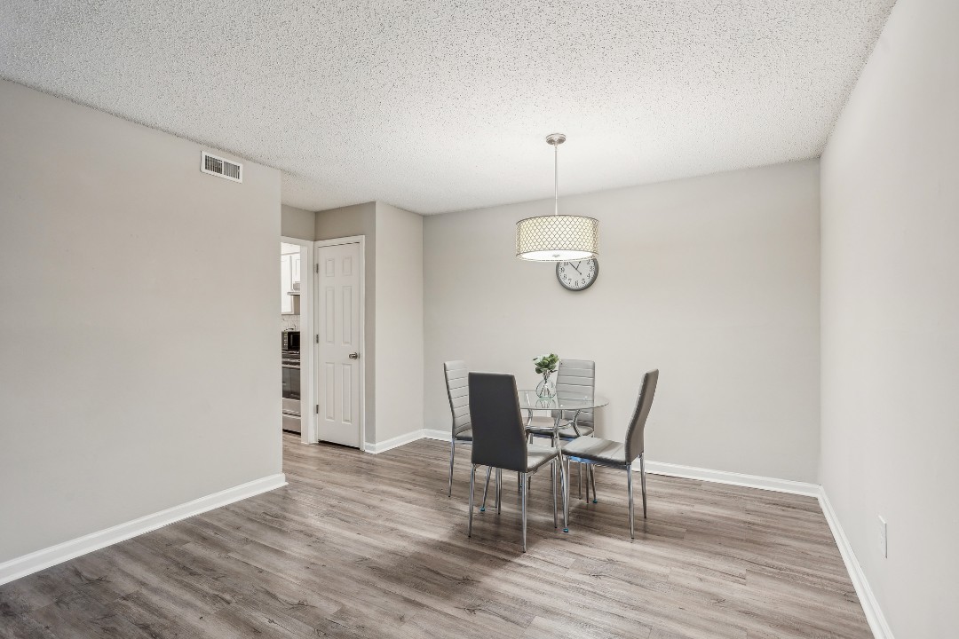 Crest at East Cobb 1832A · Unit 1/1
