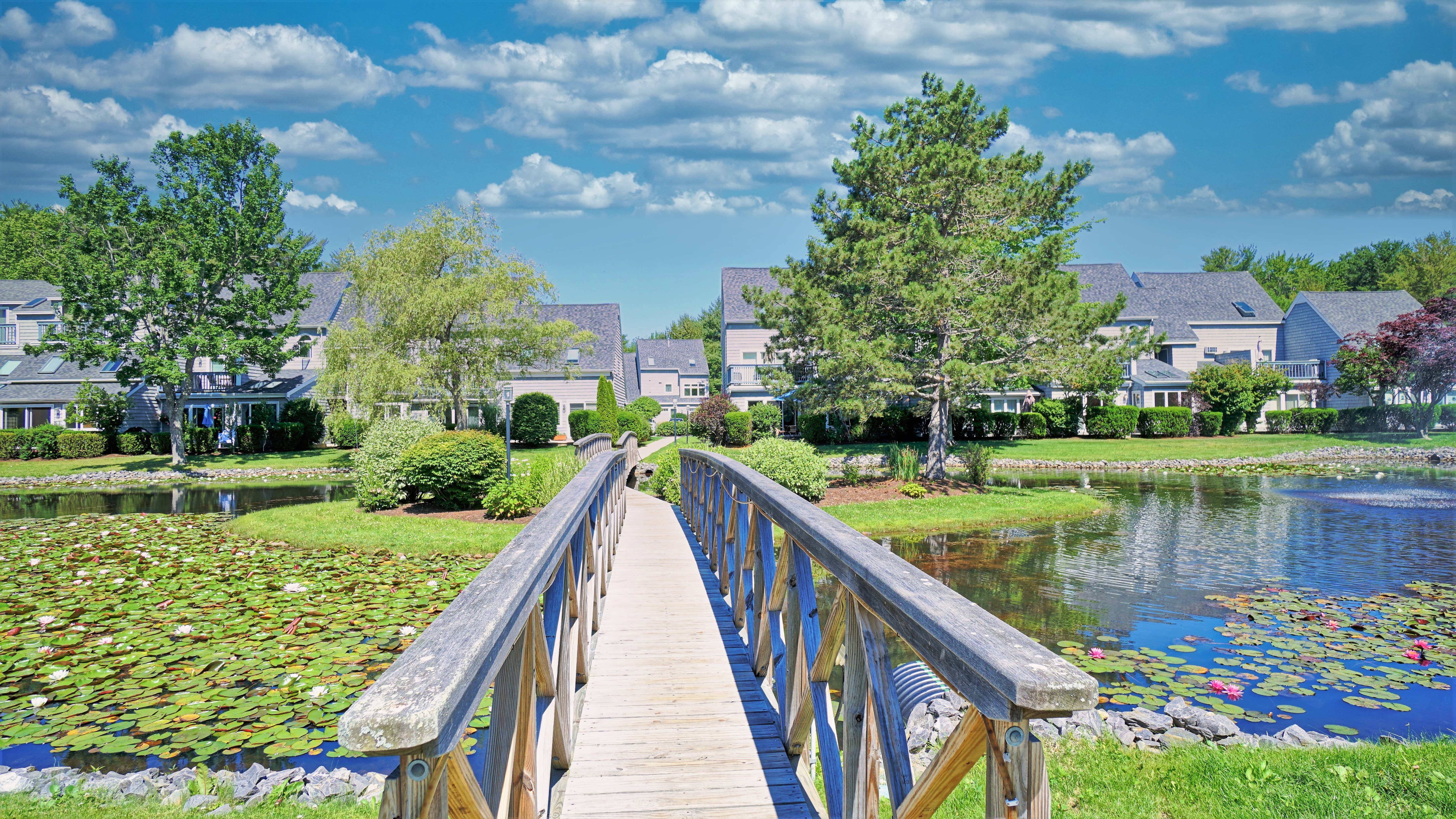 Communal Pool And Tennis Courts - Stylish Coastal Retreat - Old Orchard Beach