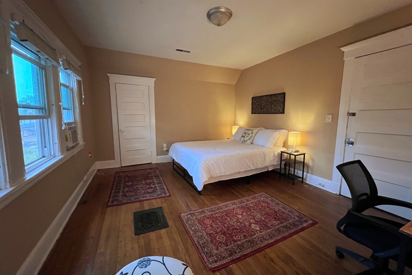 Acorn Room photo 2