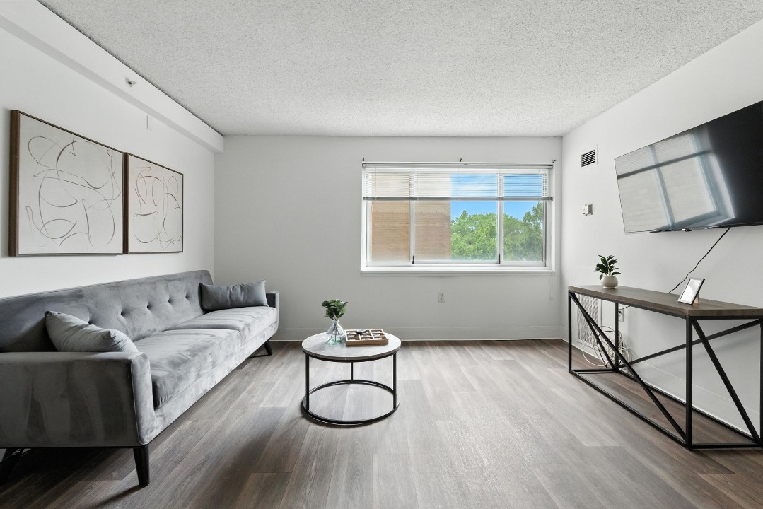 Legacy at Imperial Village · Unit 608 1/1