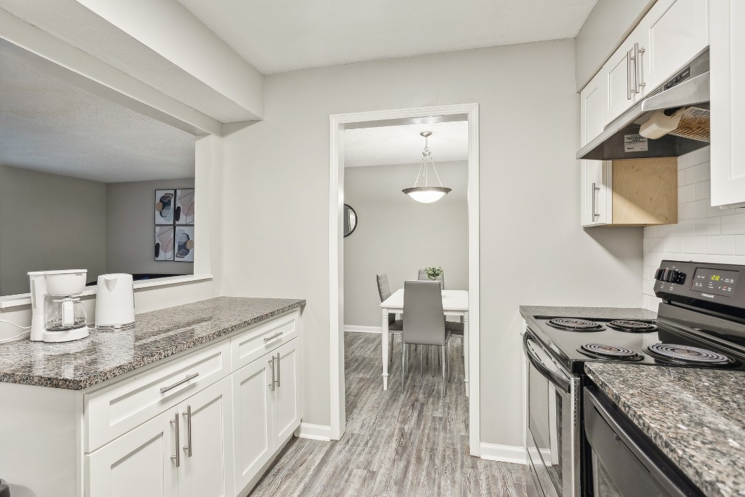 Crest at East Cobb 1812E · Unit 2/2