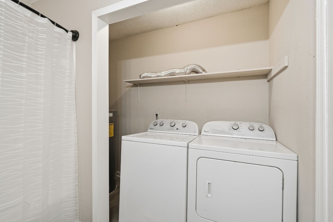 Tucker Square 2/1.5 · Unit 1318G