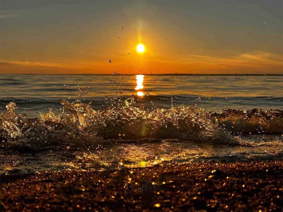 Escape to Lakeside - 