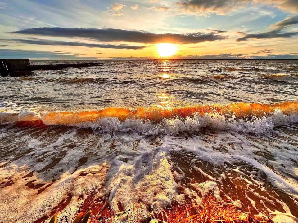 Escape to Lakeside - 