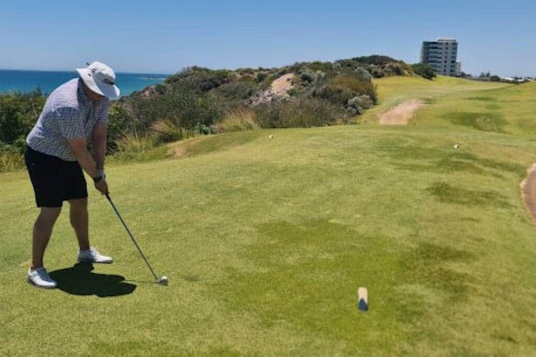 A stunning 18-hole Championship Golf Course, overlooking the Indian Ocean. Ranked #40 in the latest