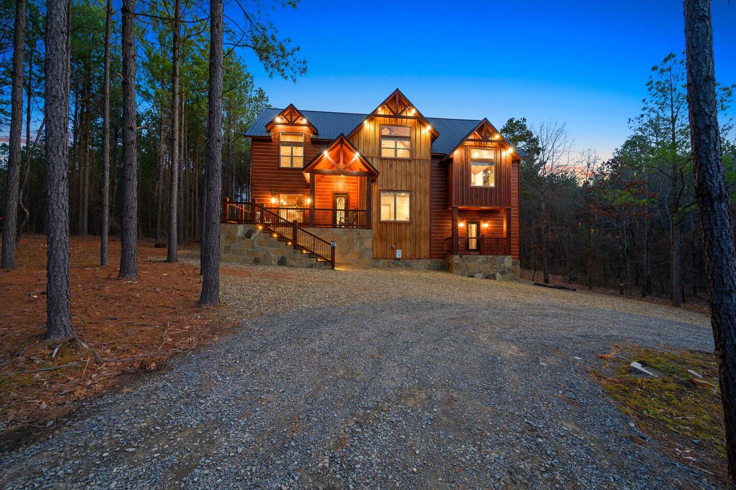 Chaha Pines Lodge — Broken Bow, OK — vacation rental