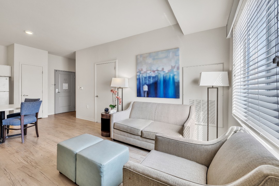 Simplicity At the Rim · Unit 1102  1102 3/2