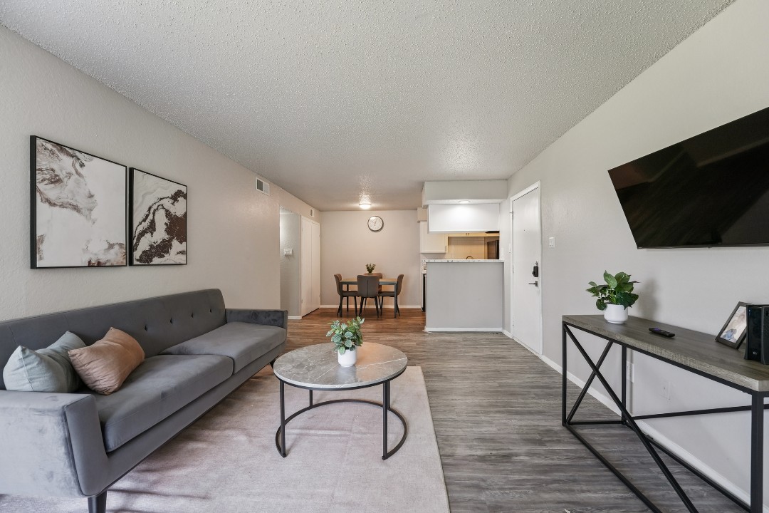 The Landry · Unit 288 2/1