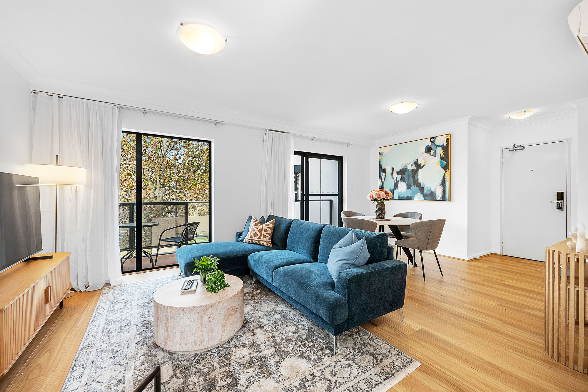 Urban Escape 2BR Wifi Parking — Perth, Western Australia — vacation rental