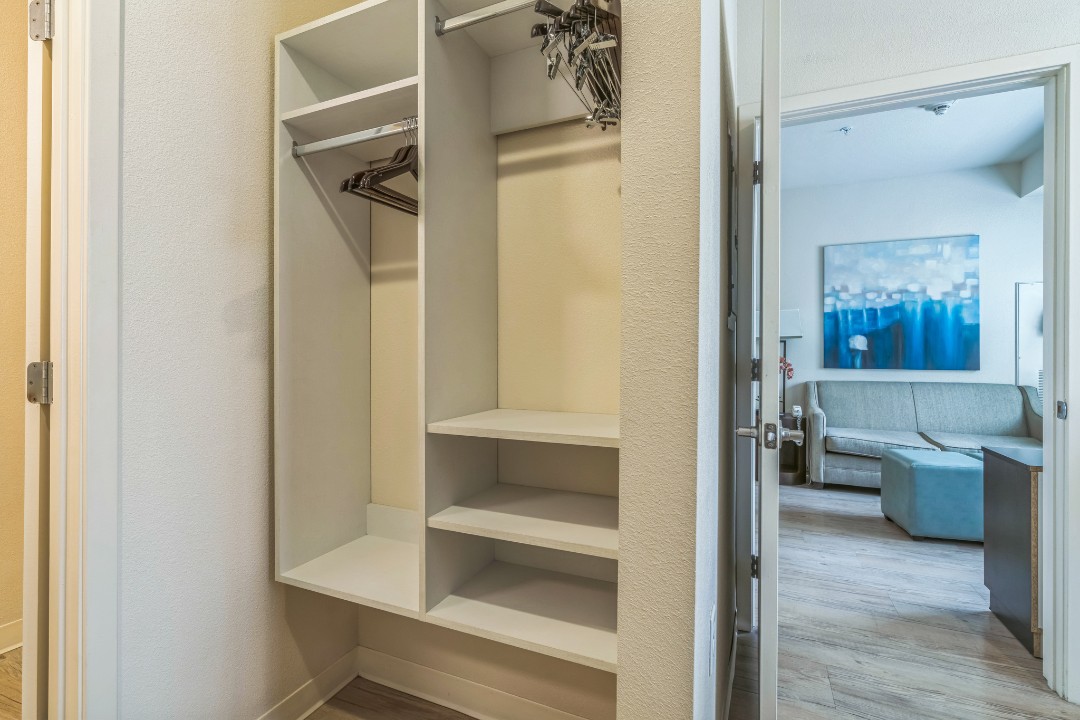 Simplicity At the Rim · Unit 1112  1112