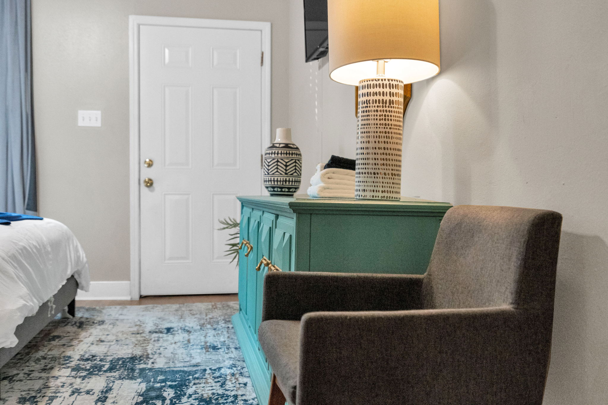 Welcoming Entryway with Local Charm