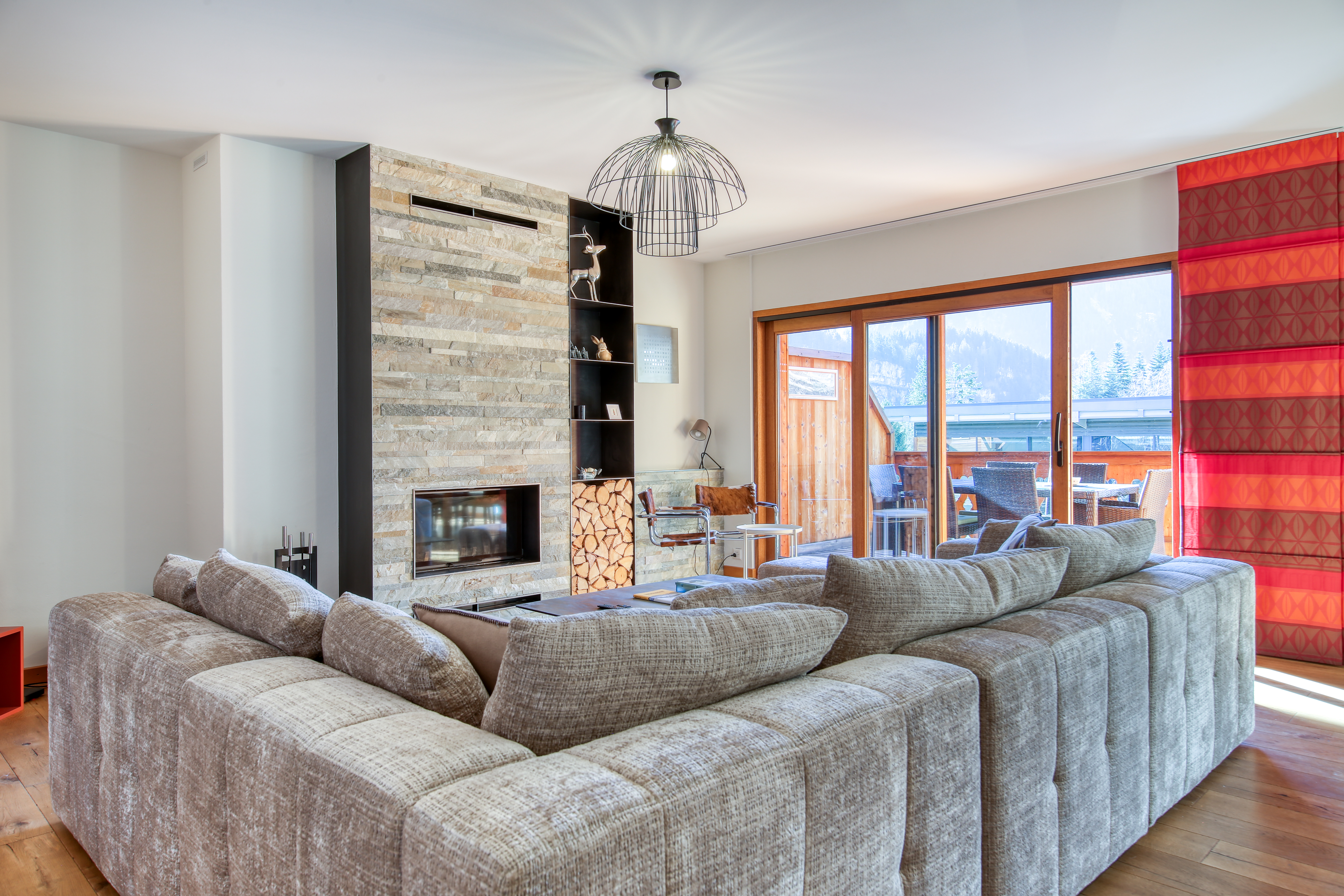 Lodge 8: next to ski lift and sportcenter in Champéry, VS
