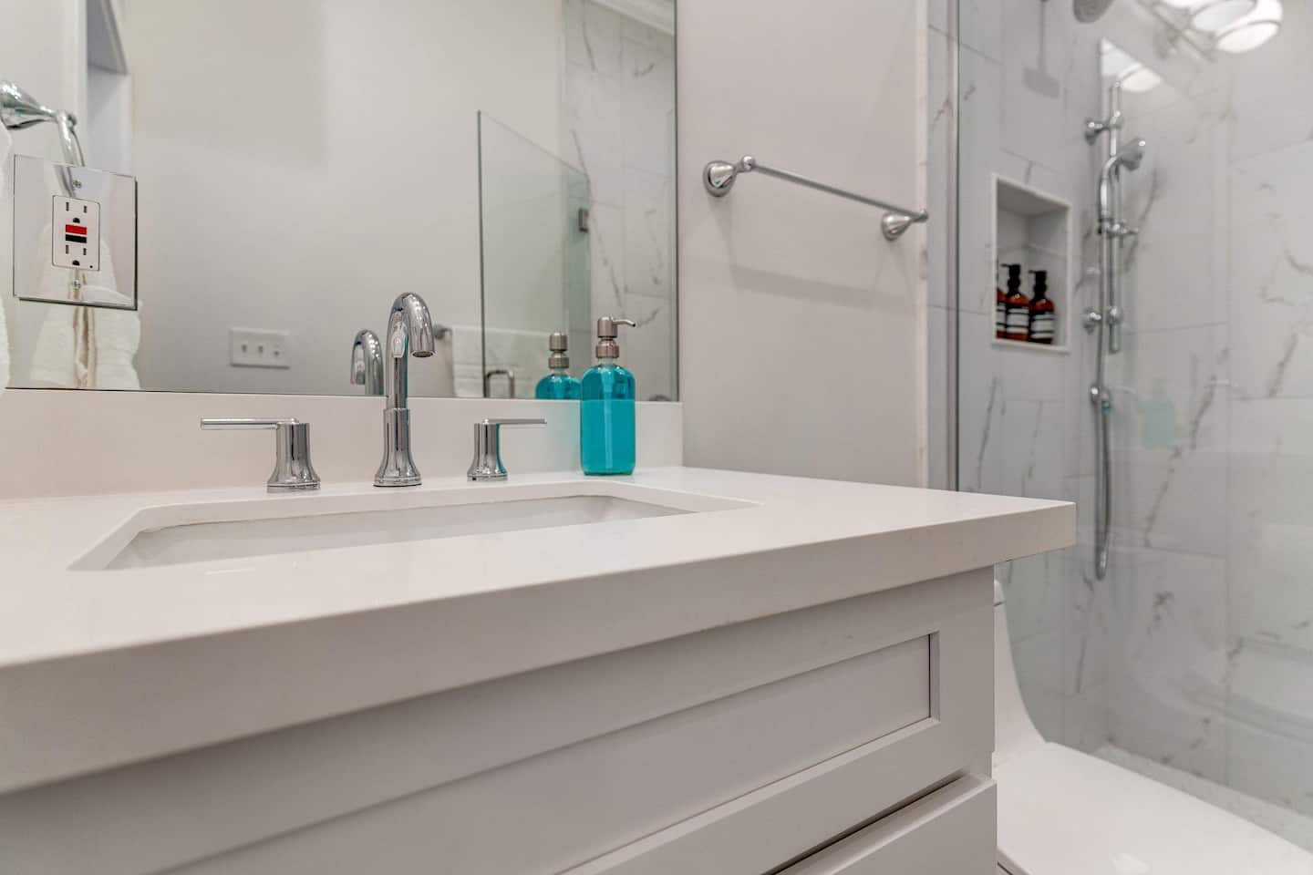 ensuite master bathroom sink area